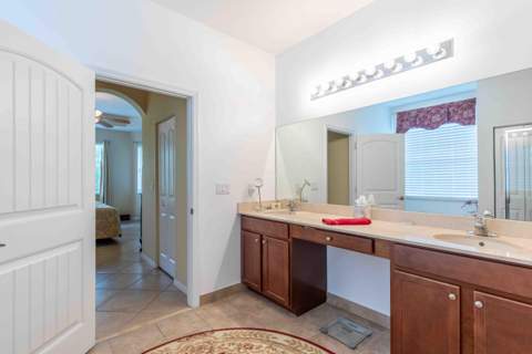 4376 NW Oakbrook Circle, Jensen Beach FL - photo 15 of 45