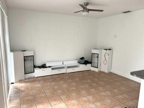 4361 Dogwood Circle, Weston FL - photo 9 of 22