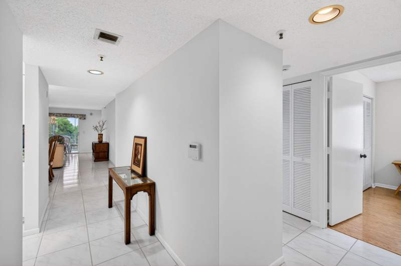 2 bedroom Condominium at 14111 Royal Vista Drive #310, Huntington Pointe, Delray Beach — photo 4