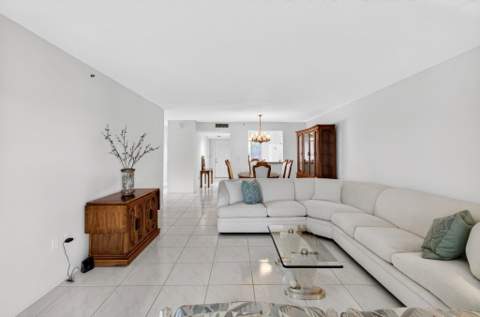 14111 Royal Vista Drive #310, Delray Beach FL - photo 12 of 76