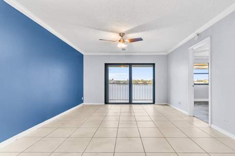 5510 Lakeside Drive #202, Margate FL - photo 6 of 27