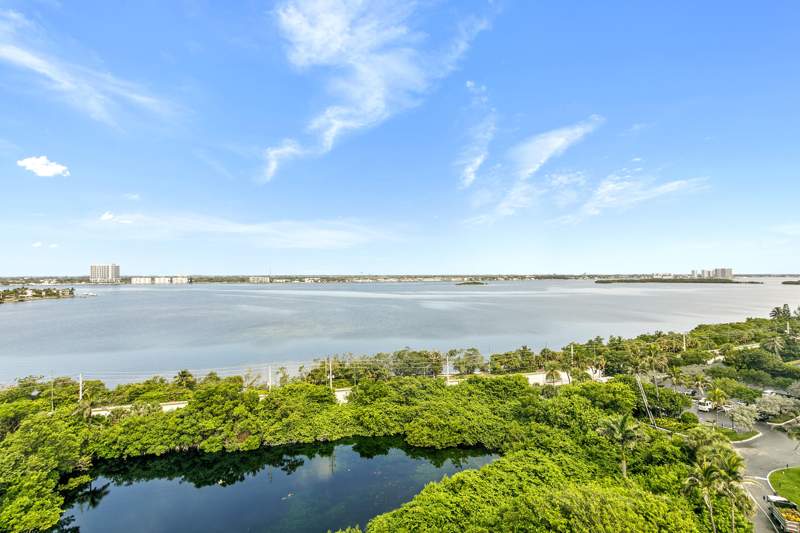 2 bedroom Condominium at 5070 N Ocean Drive #10c, Seawinds Condo, Singer Island — photo 3