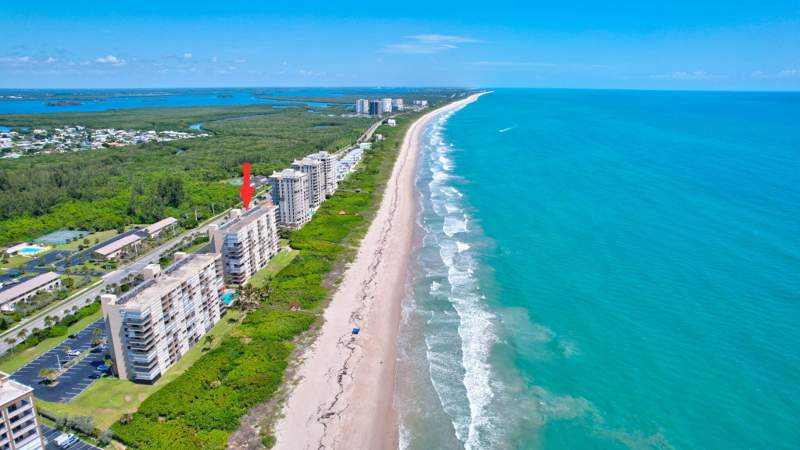 2 bedroom Condominium at 4250 N Highway A1a #102, Ocean Harbour South Condominium, Fort Pierce — photo 4