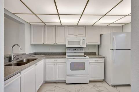 4250 N Highway A1a #102, Fort Pierce FL - photo 11 of 42