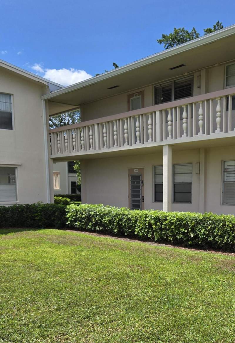 2 bedroom Condominium at 316 Farnham P #316, Century Village, Deerfield Beach — photo 3