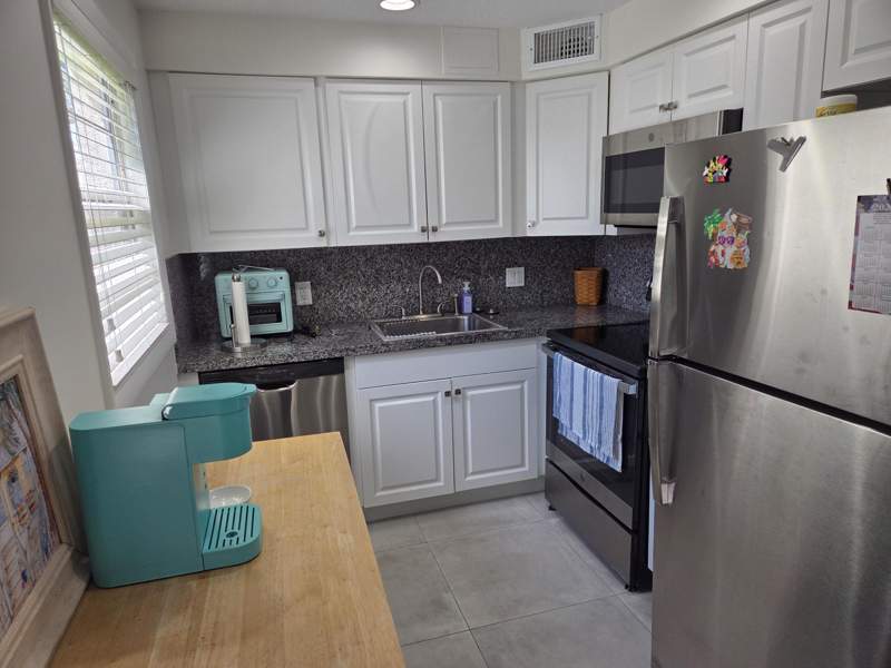 2 bedroom Condominium at 316 Farnham P #316, Century Village, Deerfield Beach — photo 2