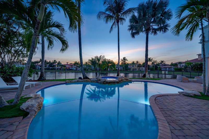 5 bedroom Single Family Residence at 17593 Middle Lake Drive, Oaks At Boca Raton 1, Boca Raton — photo 4