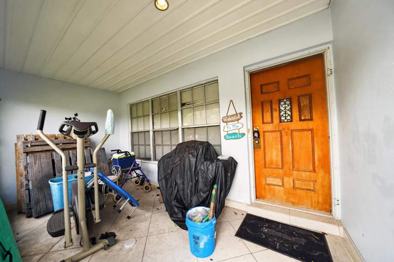 3 bedroom Single Family Residence at 247 Airoso Boulevard, River Park Unit 09c, Port St. Lucie — photo 4