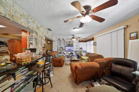 247 Airoso Boulevard, Port St. Lucie FL - photo 12 of 33