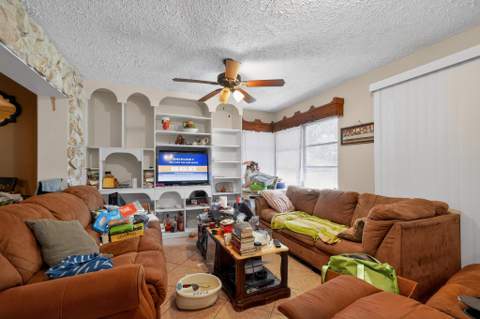 247 Airoso Boulevard, Port St. Lucie FL - photo 13 of 33