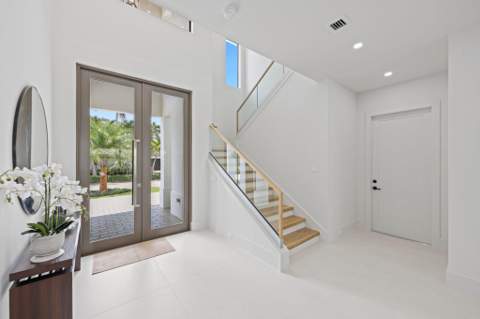 1160 Emerald Drive, Riviera Beach FL - photo 19 of 86