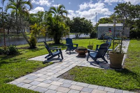 2513 SE Hallahan Street, Port St. Lucie FL - photo 11 of 36