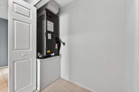 261 SW Cherryhill Road, Port St. Lucie FL - photo 18 of 37