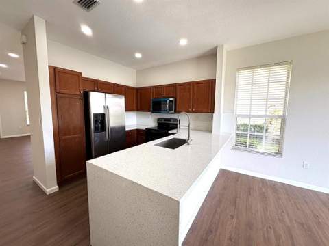 3245 NW 31st Terrace, Oakland Park FL - photo 6 of 24