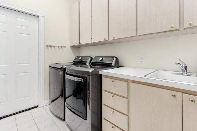 3 bedroom Single Family Residence at 1092 Bedford Avenue, Lake Catherine, Palm Beach Gardens — photo 5