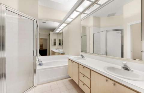 1092 Bedford Avenue, Palm Beach Gardens FL - photo 10 of 18