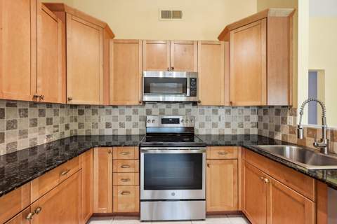 8131 Countrypark Drive, Boca Raton FL - photo 13 of 43