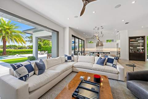 162 Commodore Drive, Jupiter FL - photo 19 of 63