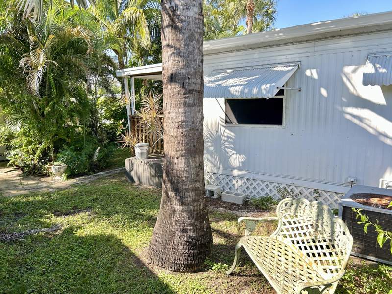 2 bedroom Mobile Home at 425 Bougainvilla Drive, pine tree park legacy home, Deerfield Beach — photo 4