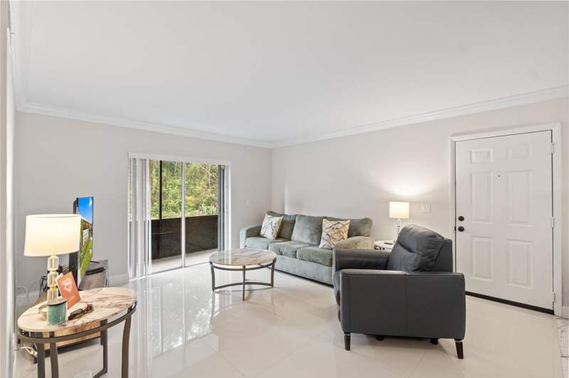 2 bedroom Condominium at 567 Trace Circle #104, Tivoli Trace Condo No 6, Deerfield Beach — photo 2