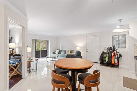 567 Trace Circle #104, Deerfield Beach FL - photo 6 of 20