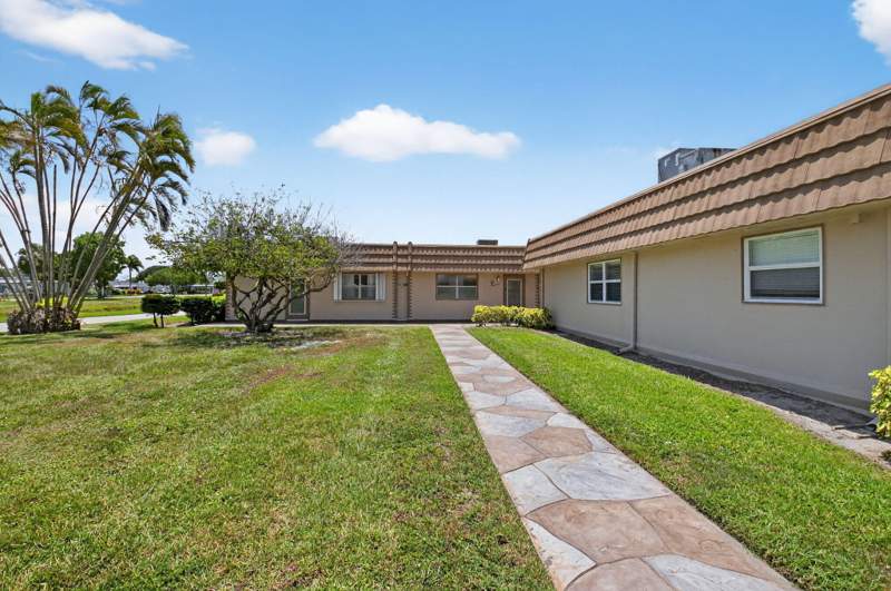 2 bedroom Villa at 360 Seville #O, Kings Point - Seville, Delray Beach — photo 2