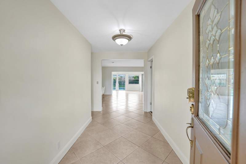3 bedroom Single Family Residence at 4721 Sarazen Drive, Emerald Hills, Hollywood — photo 4