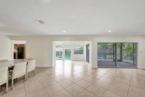 4721 Sarazen Drive, Hollywood FL - photo 7 of 46