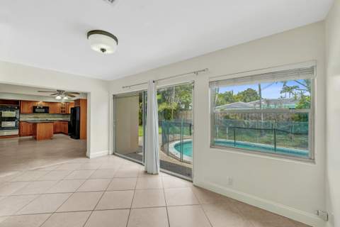 4721 Sarazen Drive, Hollywood FL - photo 13 of 46