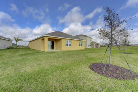 10519 SW Vasari Way, Port St. Lucie FL - photo 6 of 41