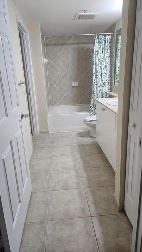 700 E Boynton Beach Boulevard #407, Boynton Beach FL - photo 13 of 23