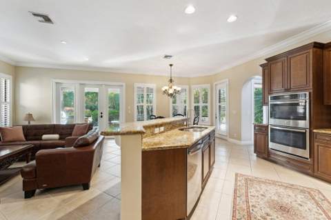 10380 Trianon Place, Wellington FL - photo 9 of 61