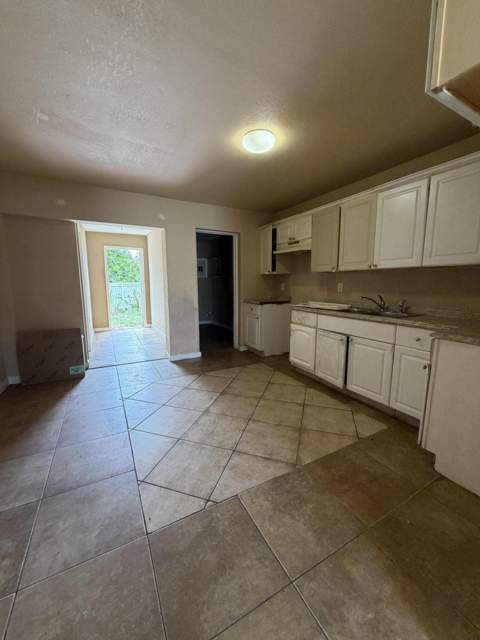 3243 Grove Road, Boynton Beach FL - photo 9 of 33