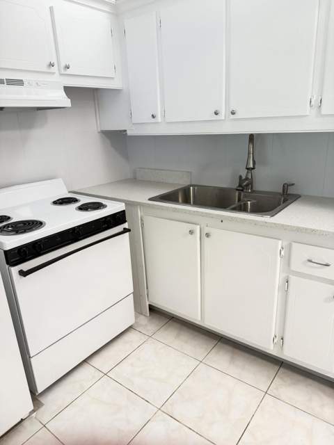 179 Windsor H, West Palm Beach FL - photo 15 of 33