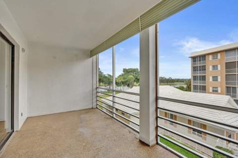304 Golfview Road #304, North Palm Beach FL - photo 11 of 40