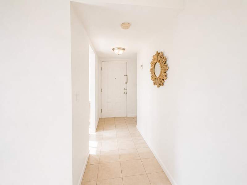 1 bedroom Condominium at 711 N Pine Island Road #204, Belasera At Pine Island Condo, Plantation — photo 5