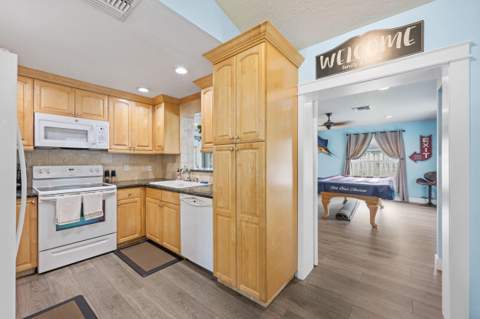 128 Banyan Circle, Jupiter FL - photo 6 of 39