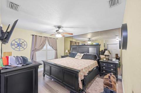 128 Banyan Circle, Jupiter FL - photo 21 of 39
