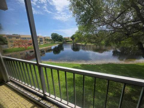 5750 NW 64th Avenue #201, Tamarac FL - photo 17 of 24