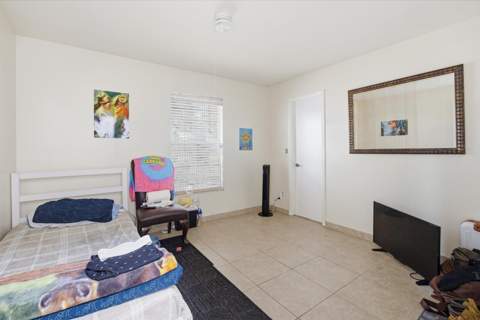 325 NW Dearman Street, Port St. Lucie FL - photo 17 of 28