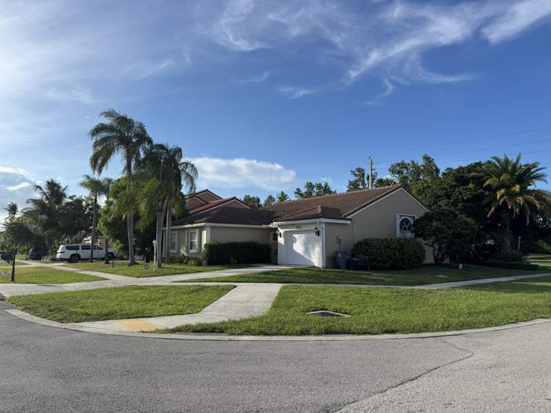 3 bedroom Single Family Residence at 18750 Caspian Circle, Boca Landings, Boca Raton — photo 4