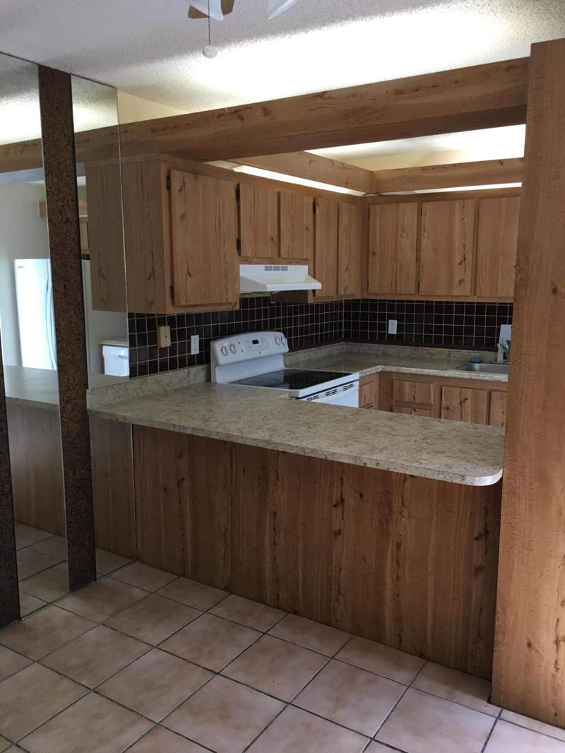 2 bedroom Townhouse at 2233 White Pine Circle #D, Pines 1, Greenacres — photo 5