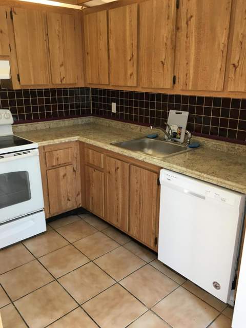 2233 White Pine Circle #D, Greenacres FL - photo 6 of 17