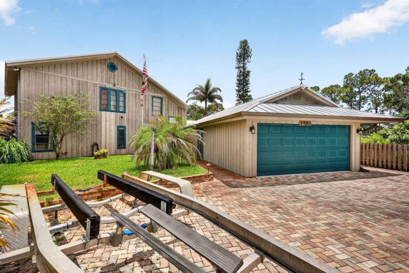 5 bedroom Single Family Residence at 2483 SW Murphy Road, Rustic Hills, Palm City — photo 4