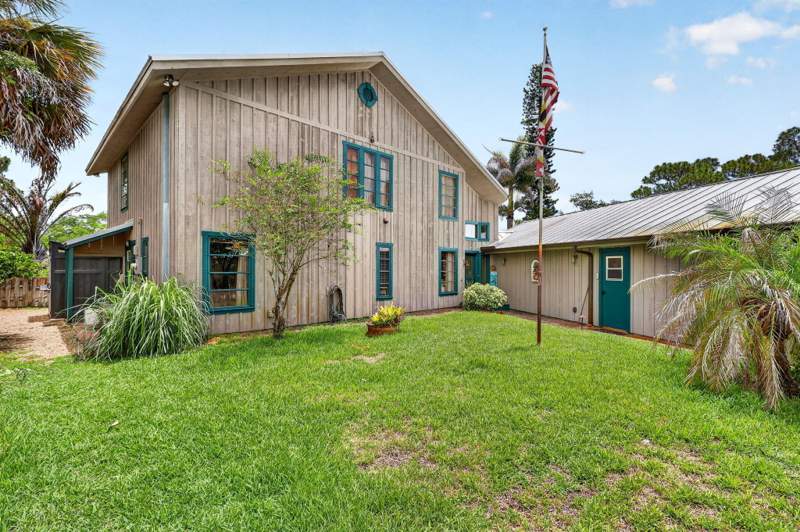 5 bedroom Single Family Residence at 2483 SW Murphy Road, Rustic Hills, Palm City — photo 5
