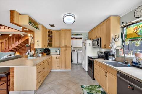 2483 SW Murphy Road, Palm City FL - photo 15 of 91