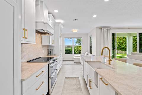 1570 NW 48th Place, Boca Raton FL - photo 7 of 30