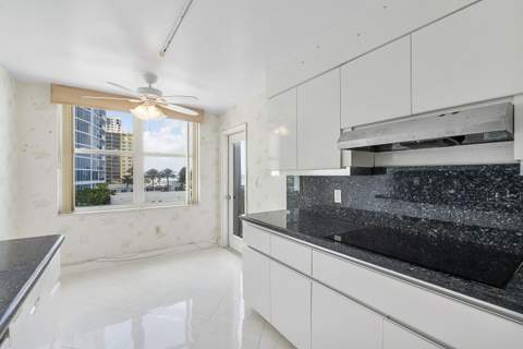 2751 S Ocean Drive #602s, Hollywood FL - photo 9 of 50