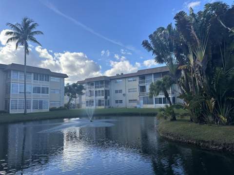 5051 W Oakland Park Boulevard #Unit E212, Lauderdale Lakes FL - photo 22 of 23