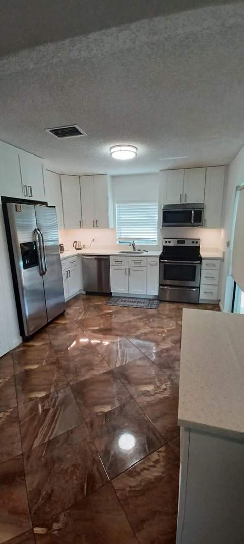 10544 Fenway Place, Boca Raton FL - photo 15 of 32